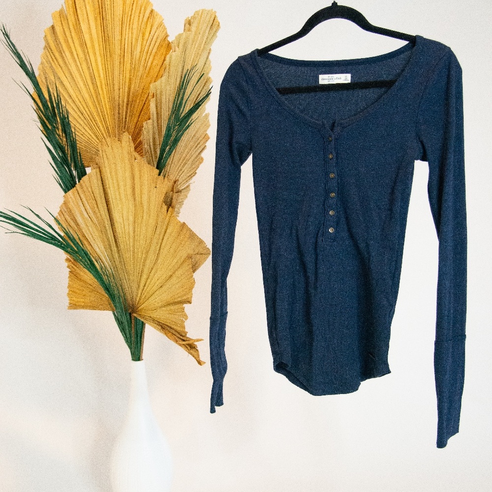 XS Abercrombie & Fitch Navy Blue Long Sleeve